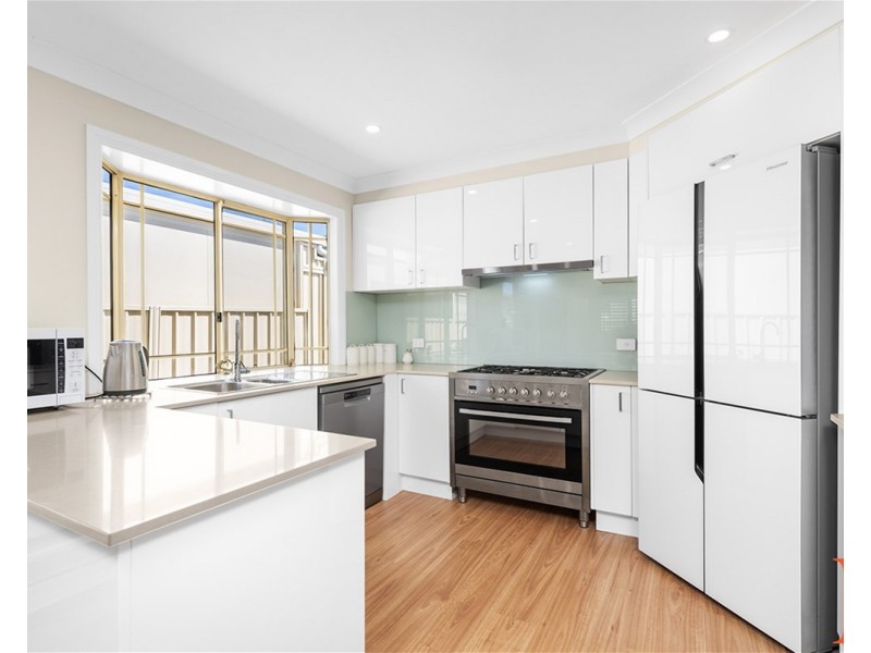 31 First Avenue, Green Point NSW 2251