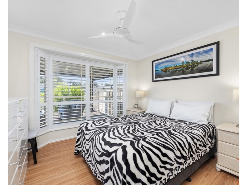 31 First Avenue, Green Point NSW 2251
