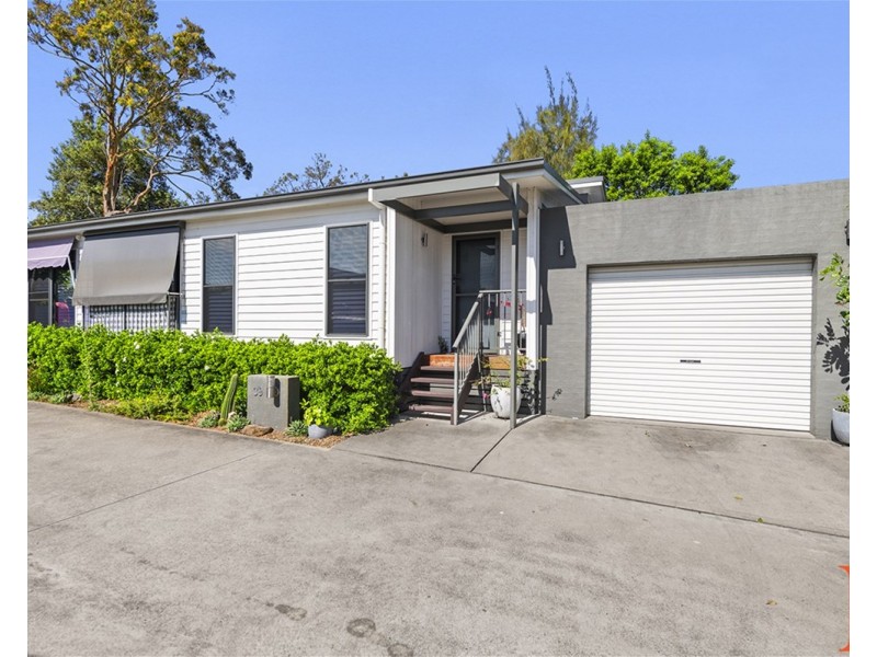 39/67 Koolang Road, Green Point NSW 2251