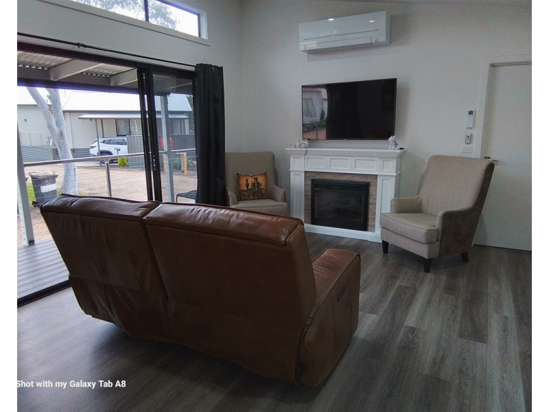 UNIT 108/79 SLIP ROAD, Paynesville VIC 3880