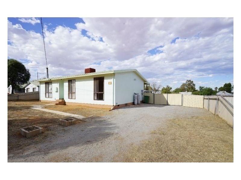 23 Taurus Street, Southern Cross WA 6426