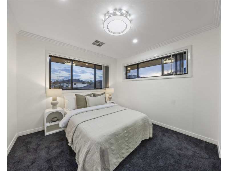 16 Speargrass St, Denham Court NSW 2565