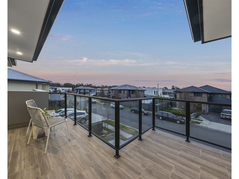 16 Speargrass St, Denham Court NSW 2565