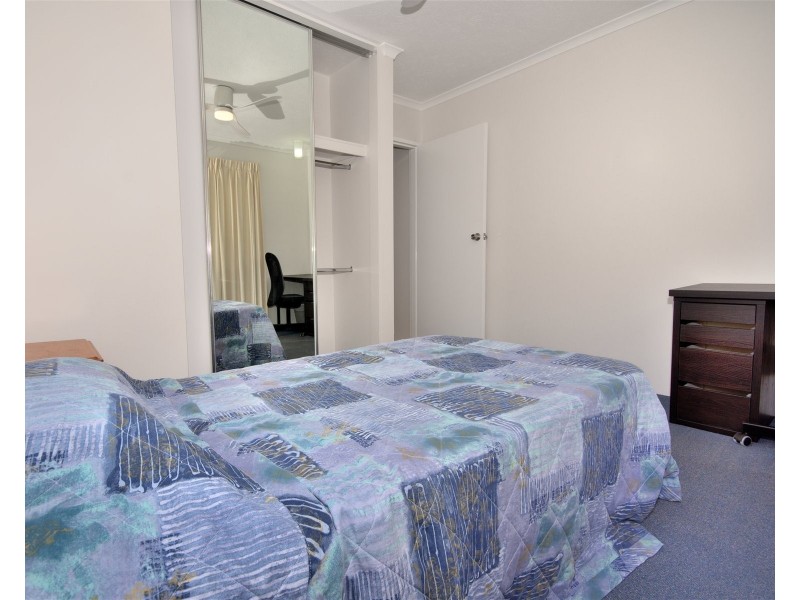 3/24 Underhill Av, Indooroopilly QLD 4068