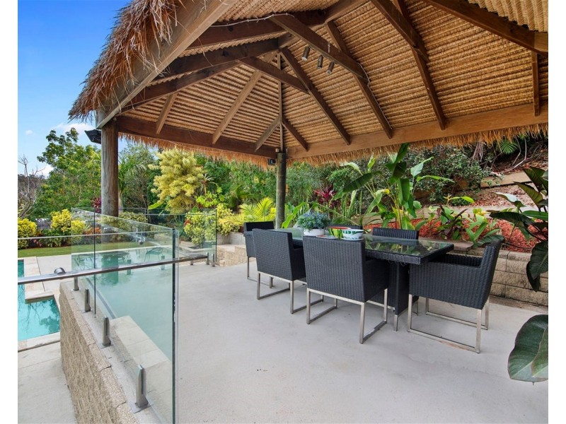 38  Hawkesbury Avenue, Pacific Pines QLD 4211