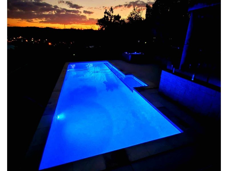 38  Hawkesbury Avenue, Pacific Pines QLD 4211