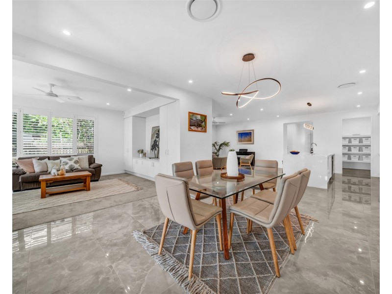 54 Kanangra Street, Stafford QLD 4053