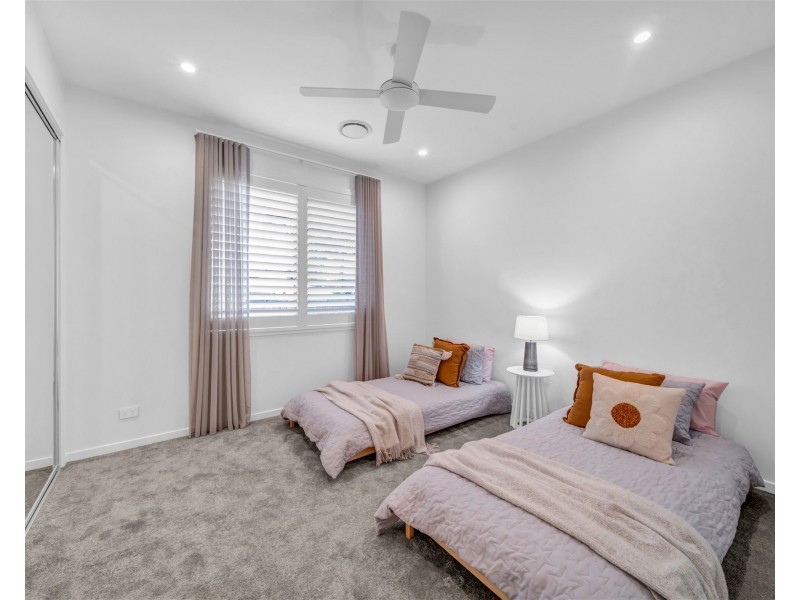 54 Kanangra Street, Stafford QLD 4053