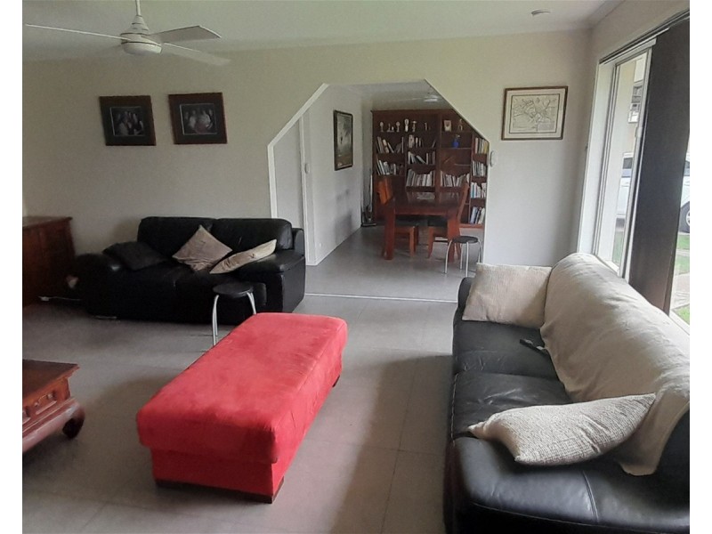 6 Collingwood Drive, Collingwood Park QLD 4301