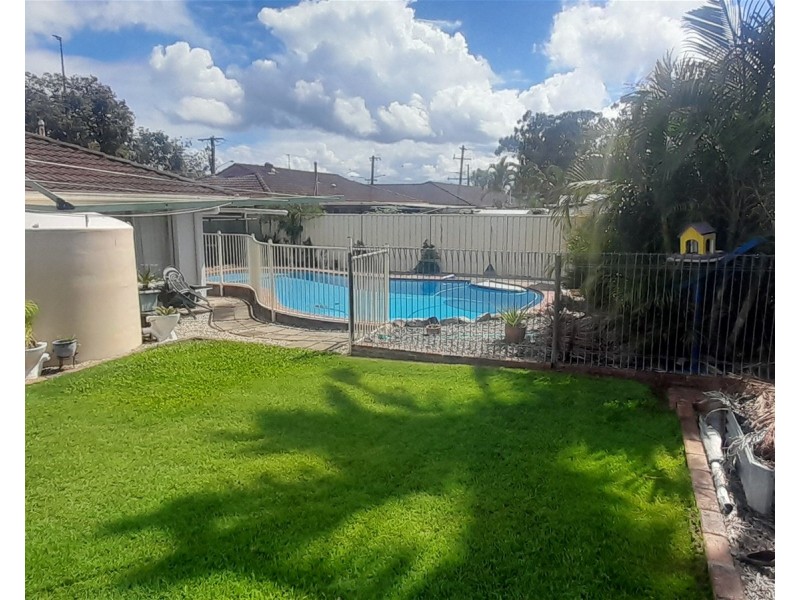 6 Collingwood Drive, Collingwood Park QLD 4301