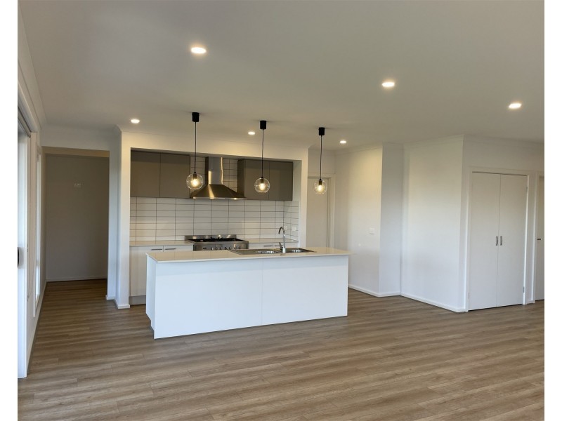 14b Ilfracombe Way, Paynesville VIC 3880