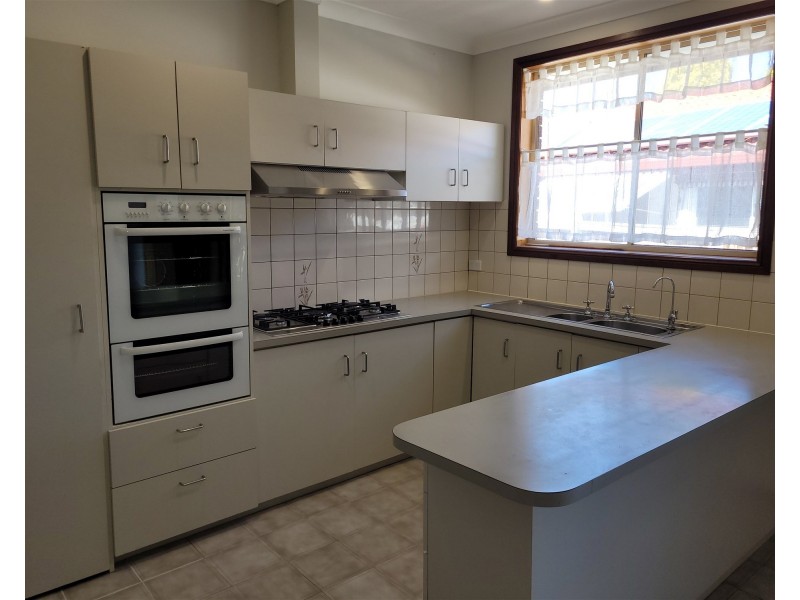 1/33 Paterson Road, Springvale South VIC 3172