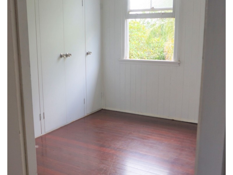 438 Waterworks Road, Ashgrove QLD 4060