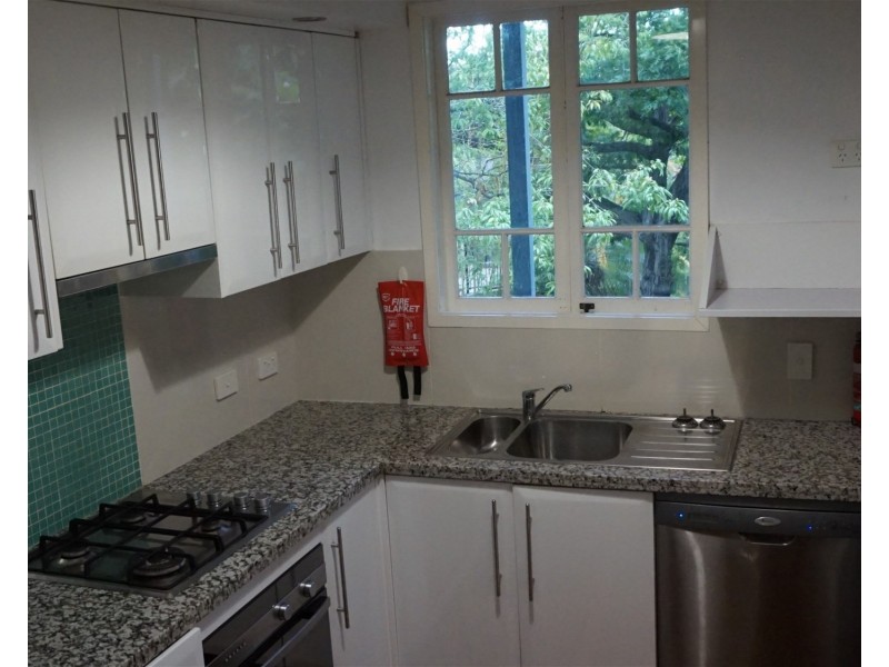 7B Perrott Street, Paddington QLD 4064