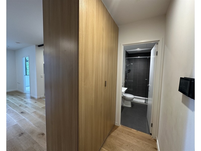 708/11 Rose Lane, Melbourne VIC 3000