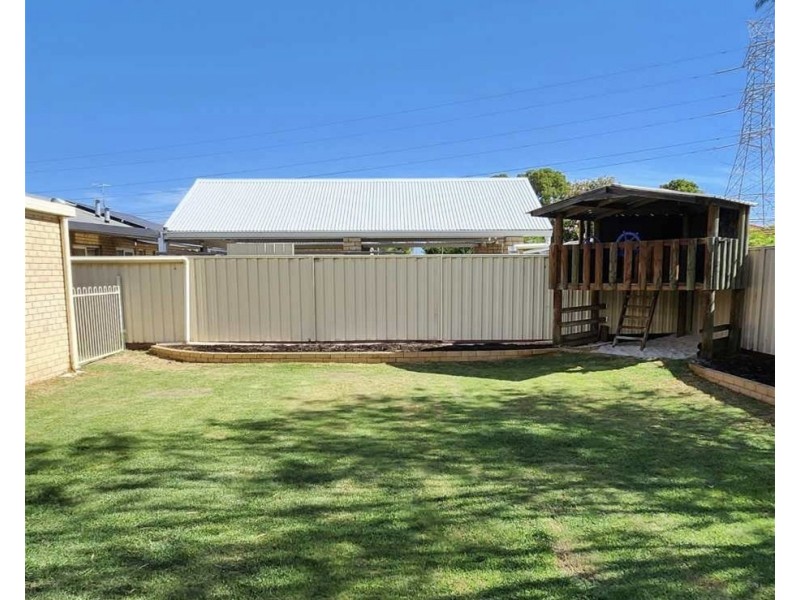 15 Blue Gum Place, Midvale WA 6056