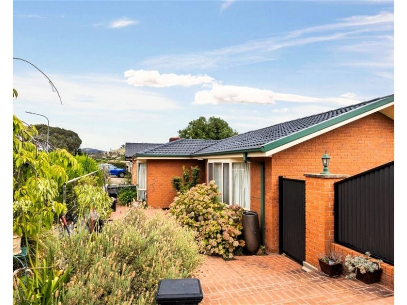 15 smeaton, Banks ACT 2906