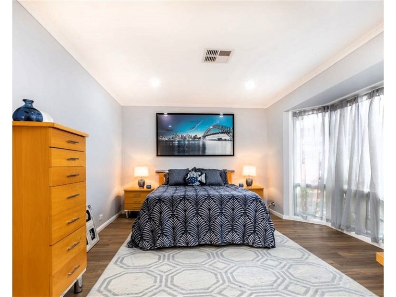 15 smeaton, Banks ACT 2906