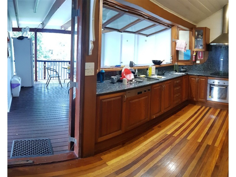 6 Grimshaw Street, Parramatta Park QLD 4870