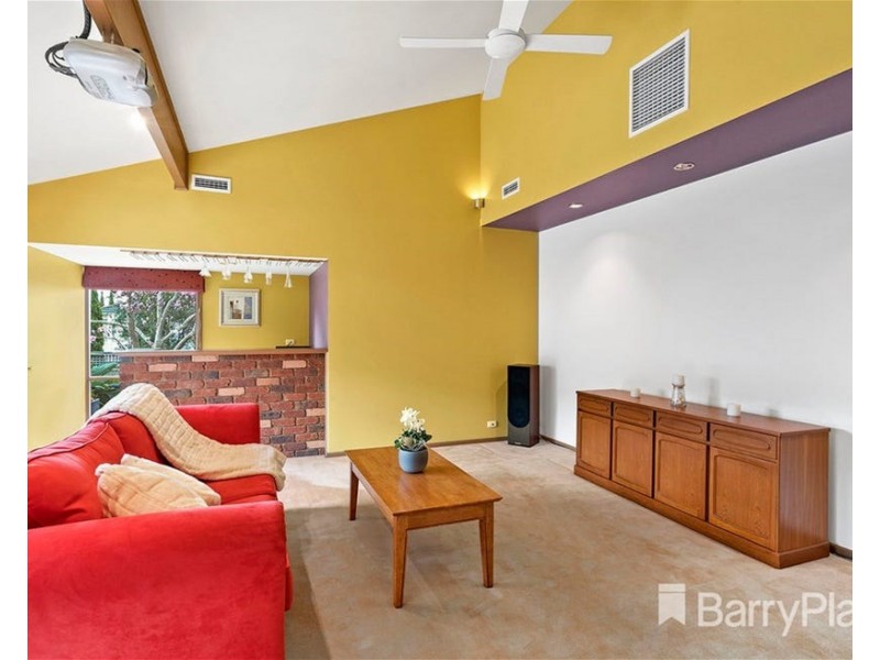 17 Remington Drive, Glen Waverley VIC 3150