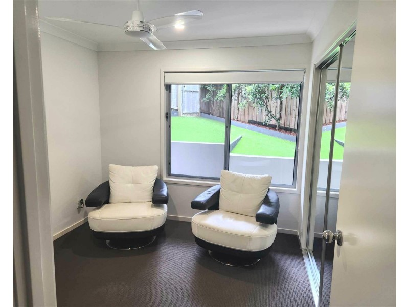 1/16 Tallon Street, Upper Coomera QLD 4209