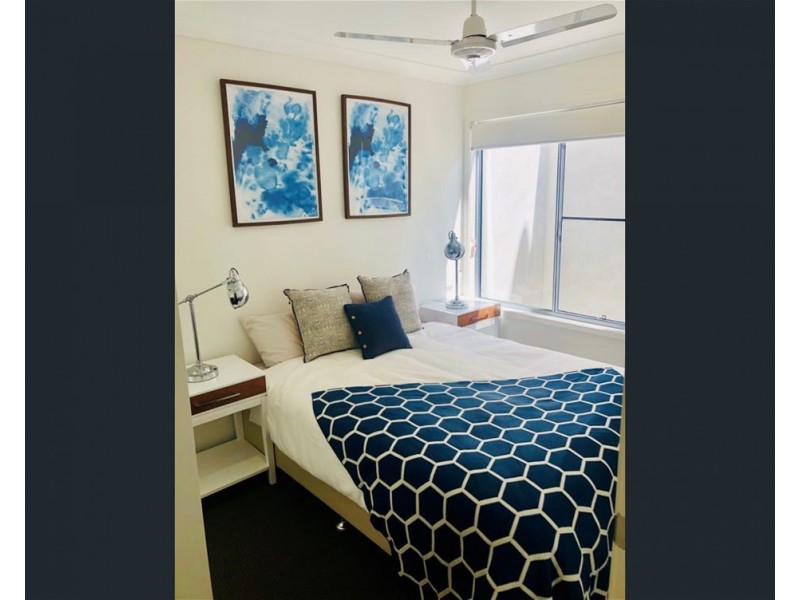 1/16 Tallon Street, Upper Coomera QLD 4209