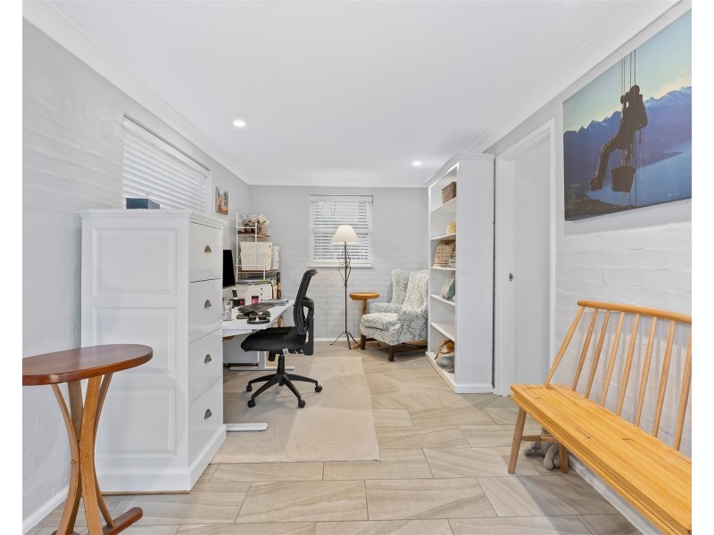 4 Hillcrest Road, Mirrabooka NSW 2264