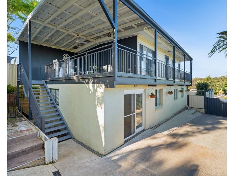 4 Hillcrest Road, Mirrabooka NSW 2264