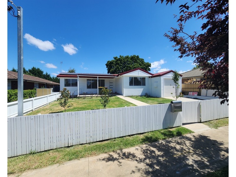 2 Moulder Street, Orange NSW 2800