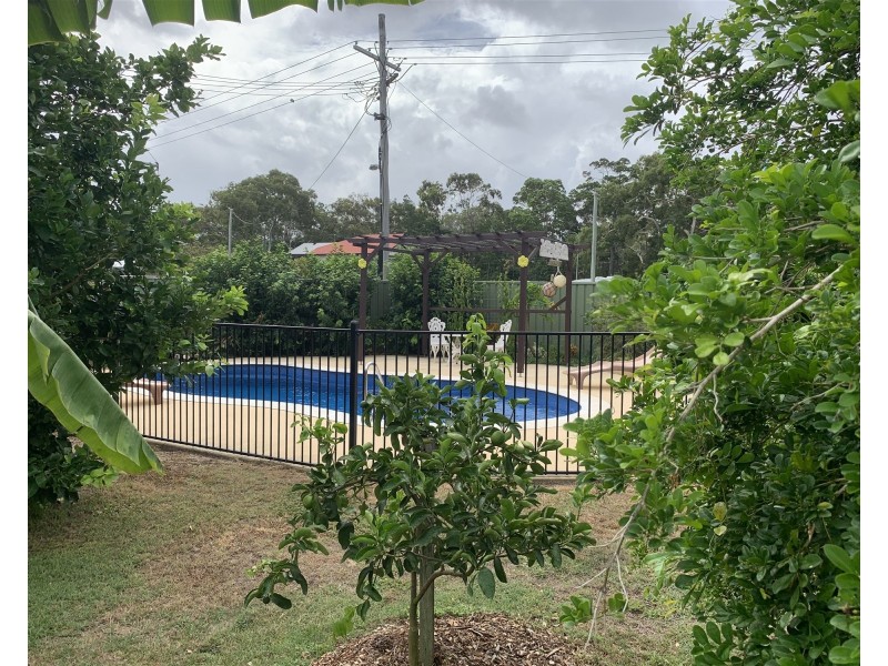 24 Pepperina Court Crn 4th Ave, Woodgate QLD 4660