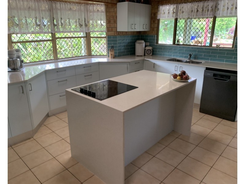 24 Pepperina Court Crn 4th Ave, Woodgate QLD 4660