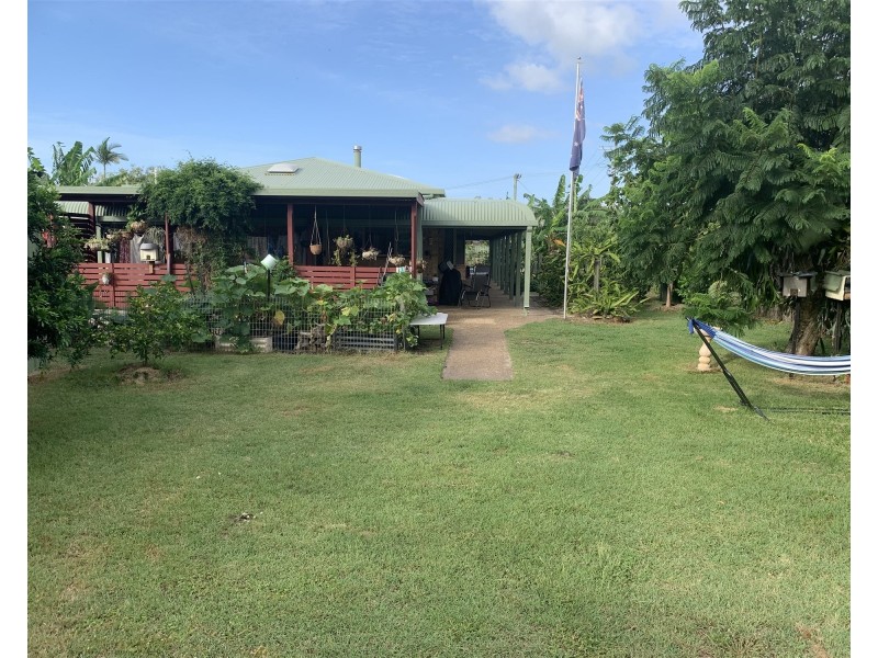 24 Pepperina Court Crn 4th Ave, Woodgate QLD 4660