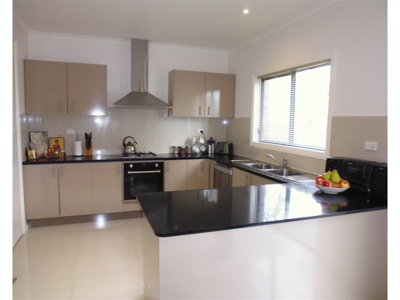 3/34 Fifth Avenue, Rosebud VIC 3939