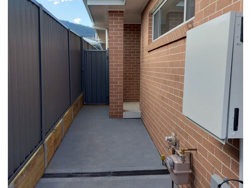 14A Sapphire Road, Kembla Grange NSW 2526