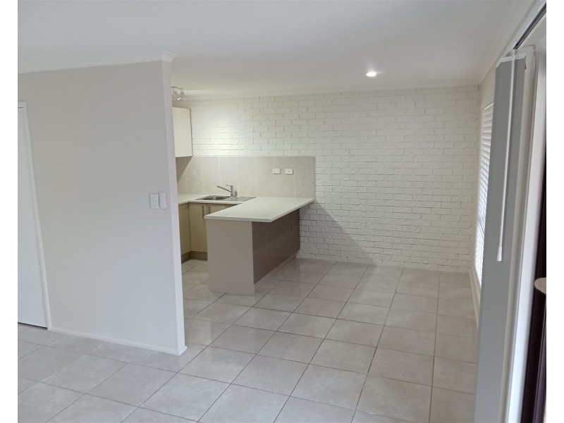 2/93 Bundilla Boulevard, Mountain Creek QLD 4557