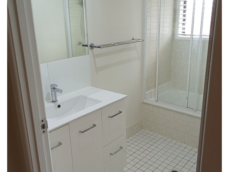 2/93 Bundilla Boulevard, Mountain Creek QLD 4557