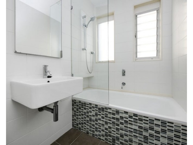 2/2A Wallaringa Avenue, Kurraba Point NSW 2089