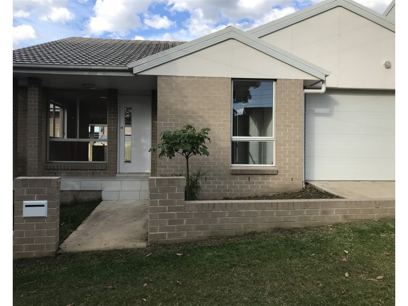 1B Rona Street, Peakhurst NSW 2210