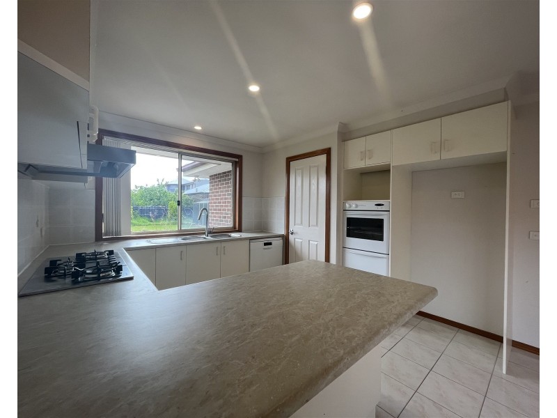3  Russell Court, Altona Meadows VIC 3028