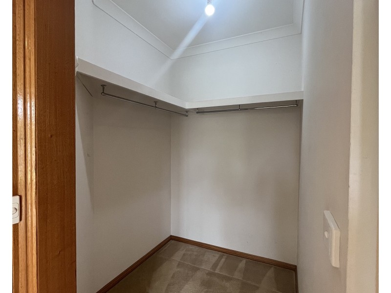 3  Russell Court, Altona Meadows VIC 3028