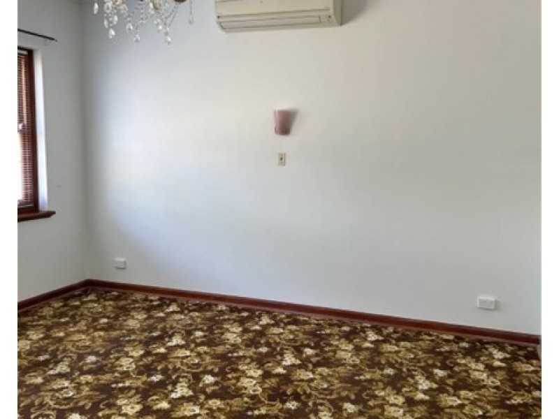 28 George St, Clarence Park SA 5034