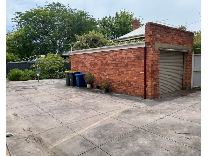 28 George St, Clarence Park SA 5034