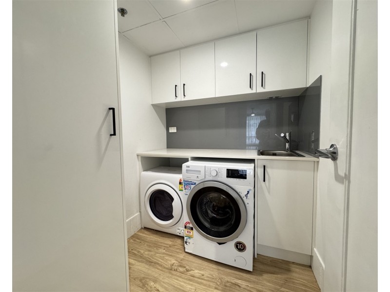 3E/150 The Esplande, Surfers Paradise QLD 4217