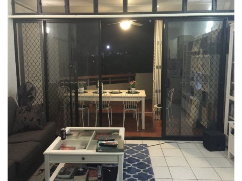 30 Cork Street, Yeronga QLD 4104