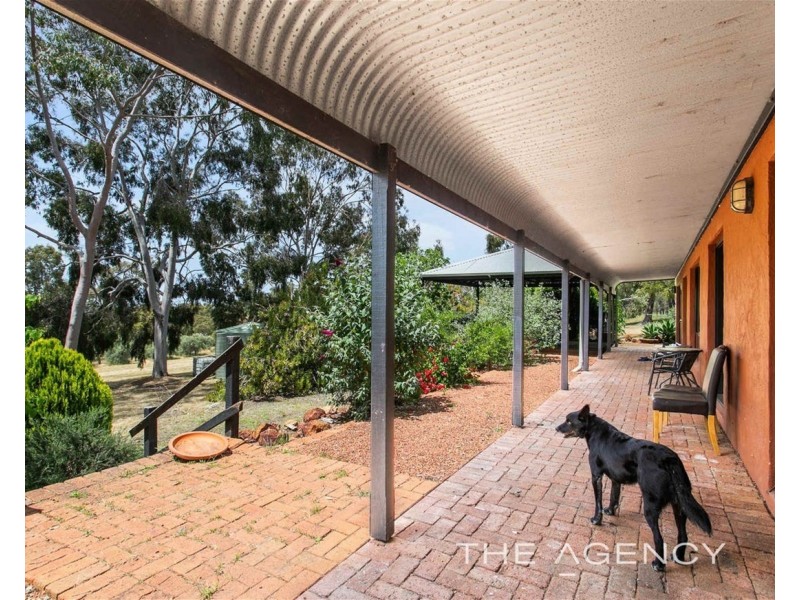 310 Hopedale Rise, Wooroloo WA 6558