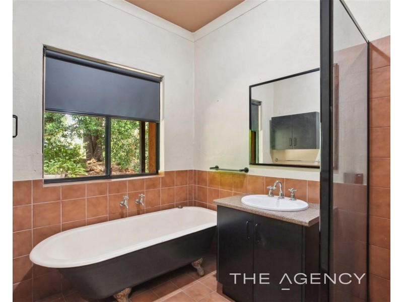 310 Hopedale Rise, Wooroloo WA 6558