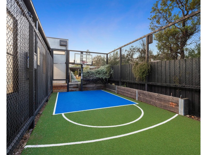 4 Bell Street, Blairgowrie VIC 3942