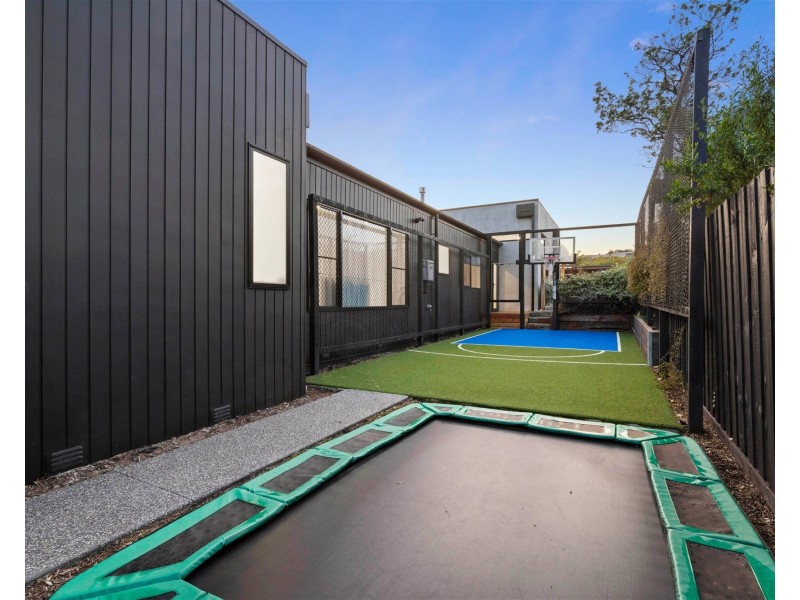 4 Bell Street, Blairgowrie VIC 3942