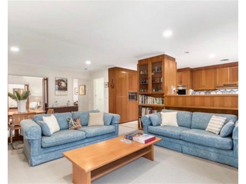 12 Woodhouse road, Doncaster East VIC 3109