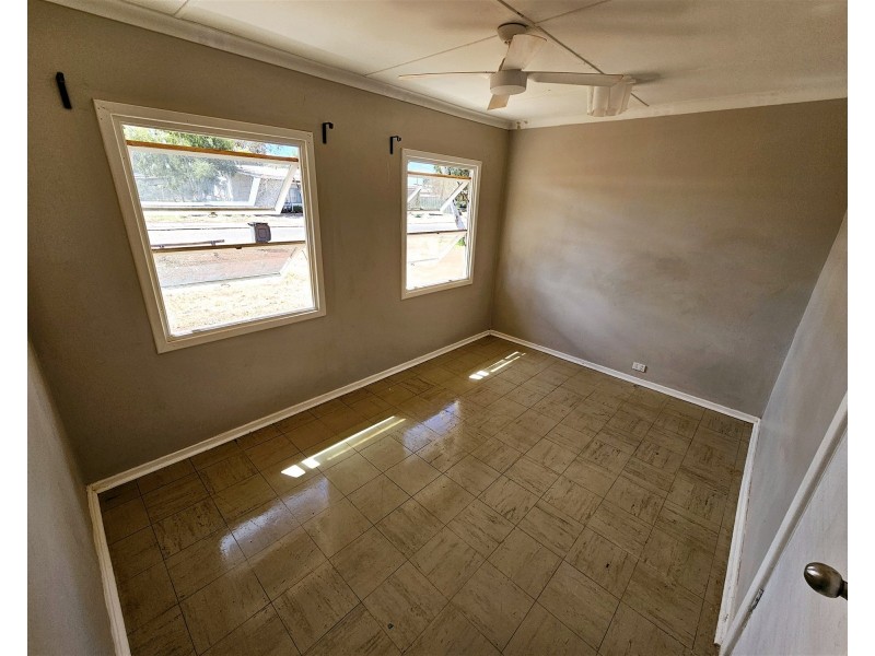 5 Morgans Street, Laverton WA 6440